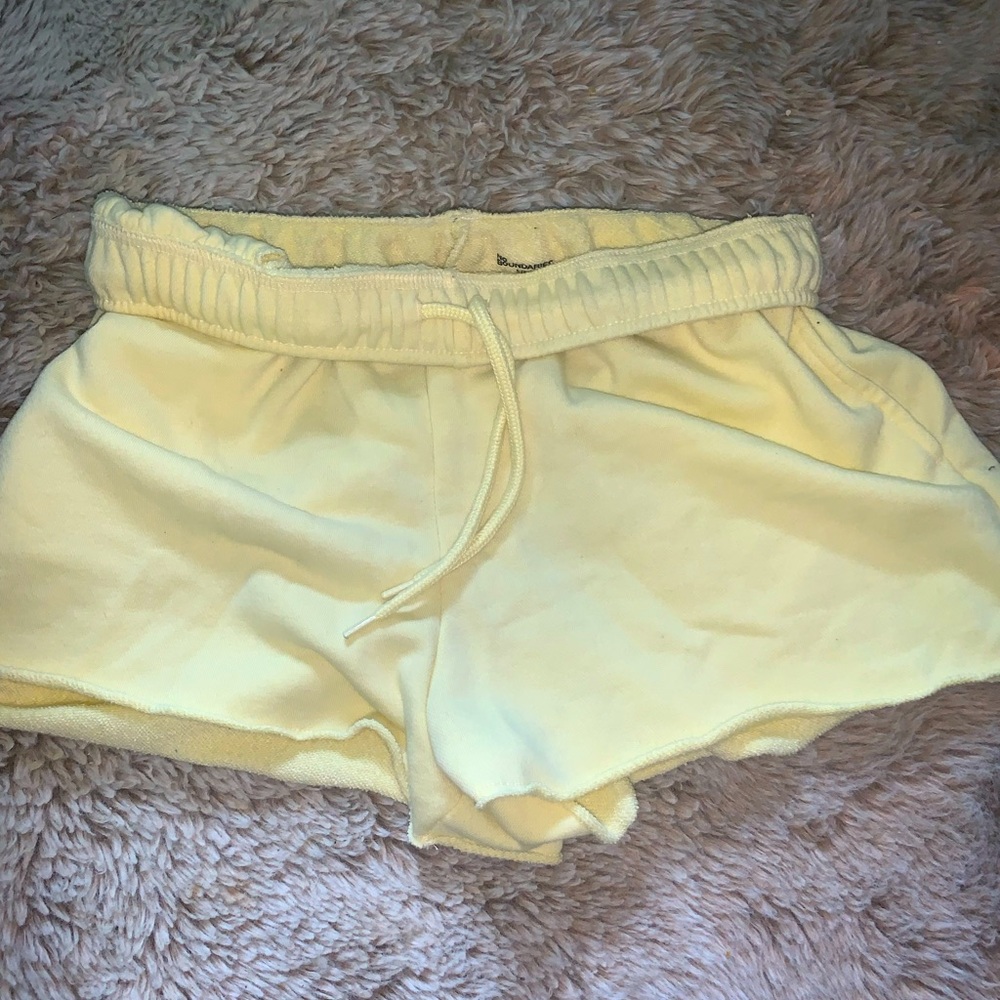 Women's Cream Shorts